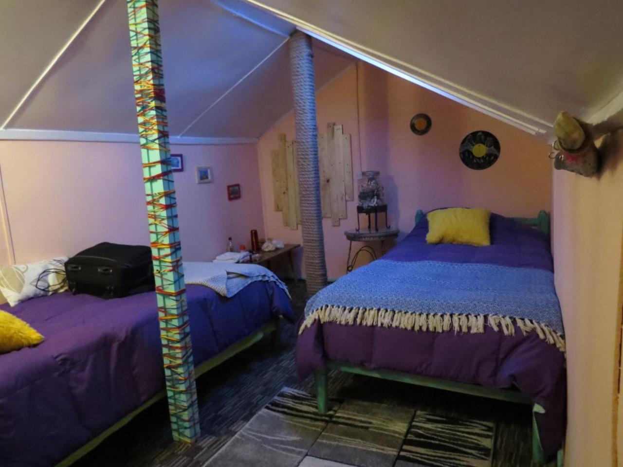Casa Lili Backpackers Hostel Puerto Natales Buitenkant foto