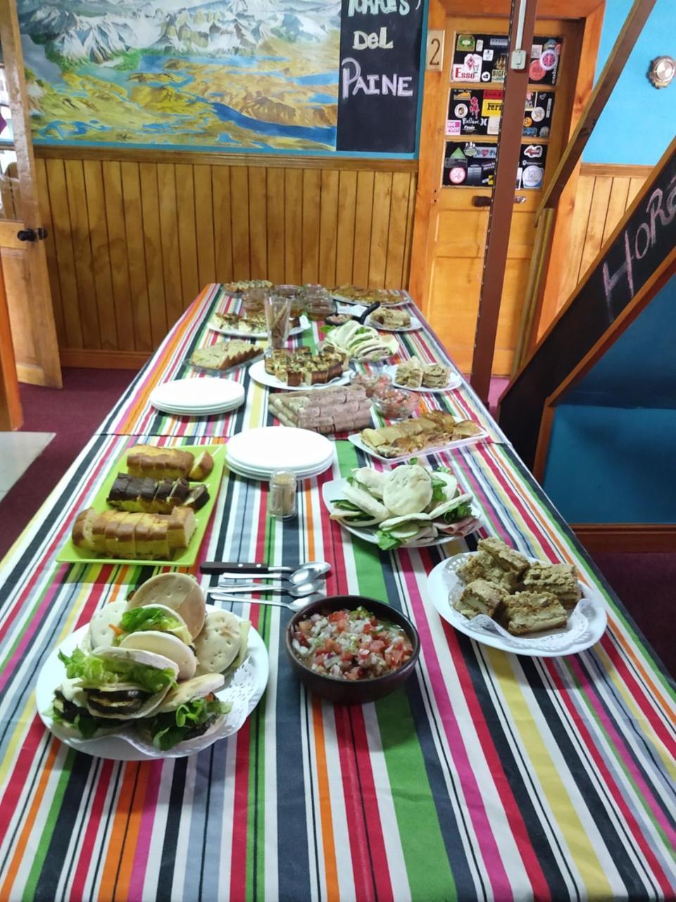 Casa Lili Backpackers Hostel Puerto Natales Buitenkant foto